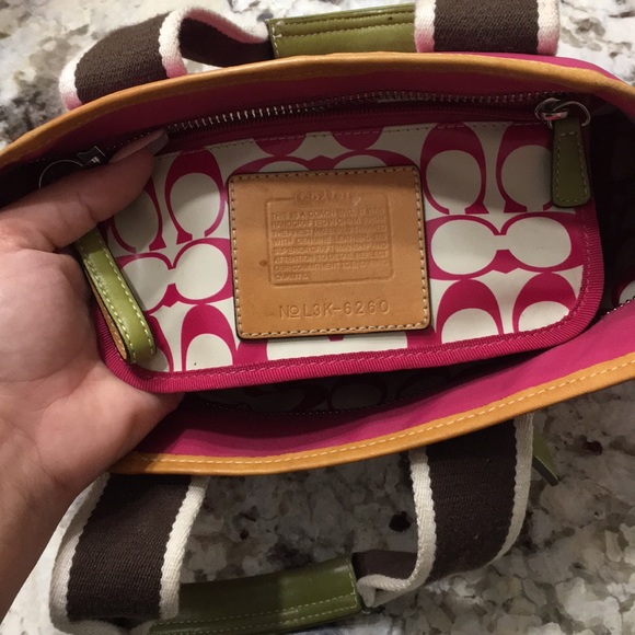 Authentic coach bag. Small. Pink - Picture 6 of 8